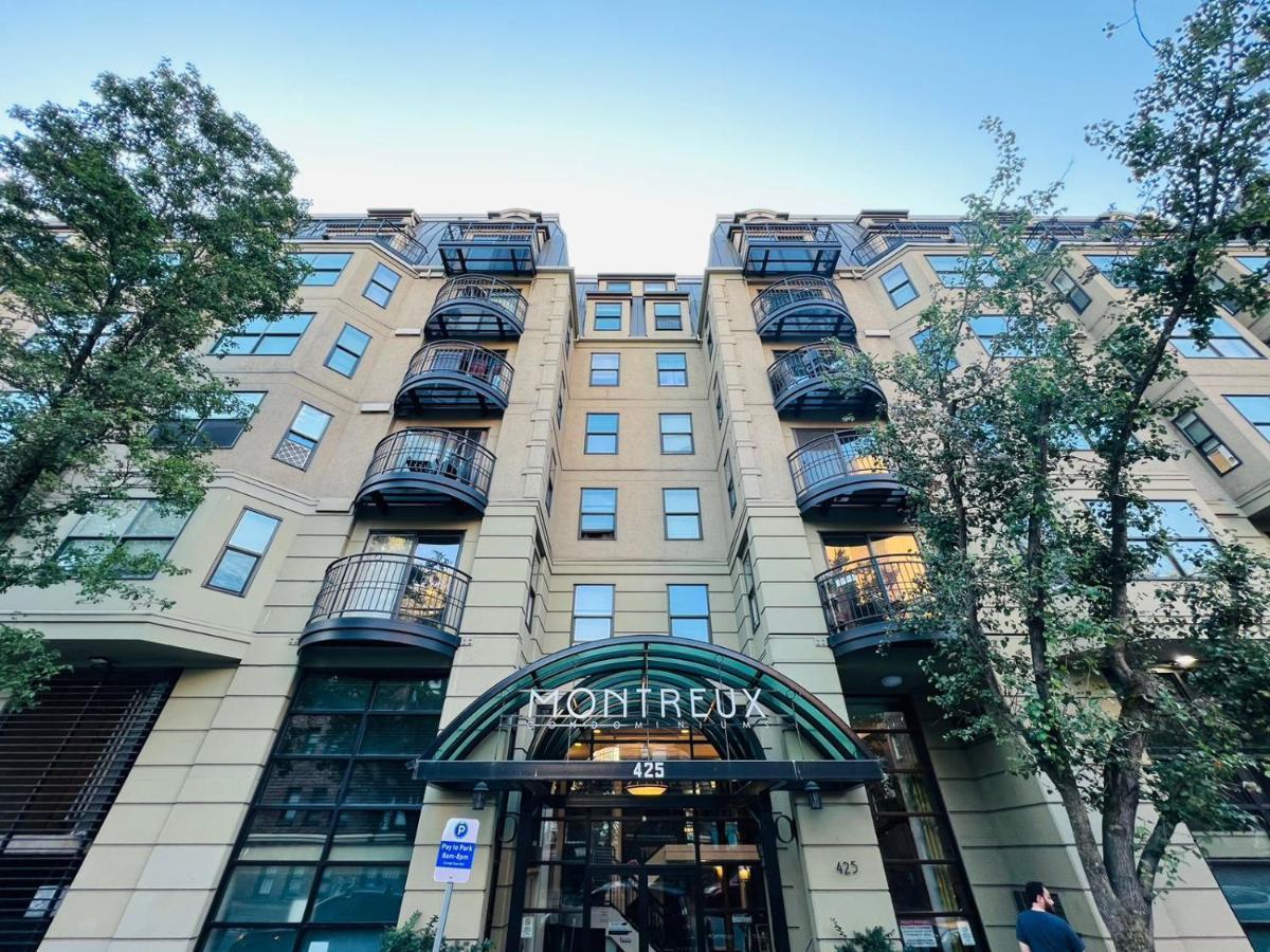 Cozy Downtown Condo Retreat With Space Needle View Seattle Exterior photo